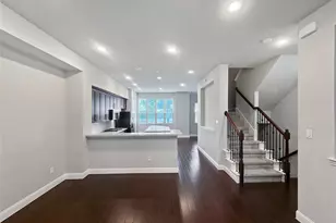 573 W Royal Ln, Irving, TX 75039 - Photo 9