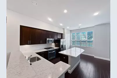 573 W Royal Lane, Irving, TX 75039 - Photo 13