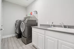 8012 Woodside Trail, North Richland Hills, TX 76182 - Photo 33