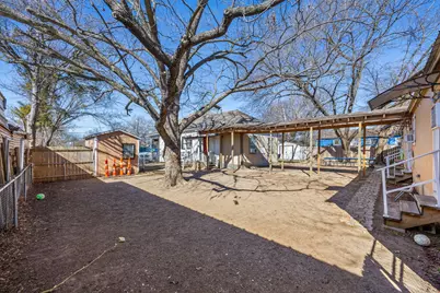 768 N Saint Augustine Drive, Dallas, TX 75217 - Photo 13