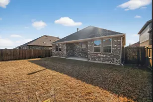 10601 Autumn Leaves Ln, Aubrey, TX 76227 - Photo 31