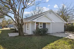 302 W Pelton St, Sherman, TX 75092 - Photo 17