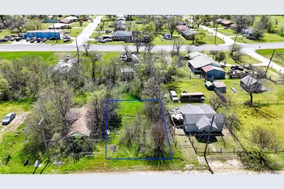 315 W Fannin Street, Mexia, TX 76667 - Photo 1