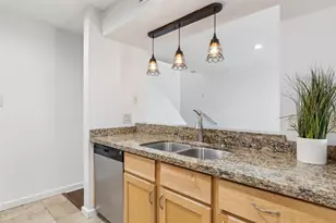 4777 Cedar Springs Rd, Dallas, TX 75219 - Photo 9