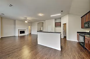 4408 Fox Meadows Ln, Mansfield, TX 76063 - Photo 5