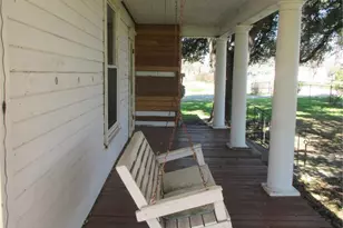 607 S First Street S, Rosebud, TX 76570 - Photo 5