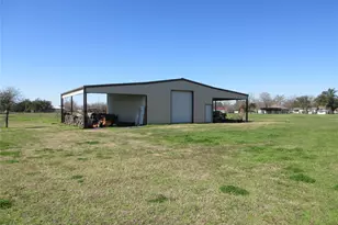 607 S First Street S, Rosebud, TX 76570 - Photo 7