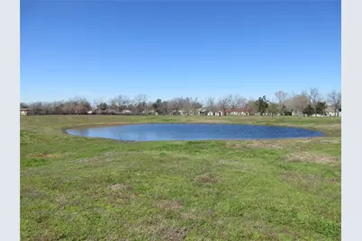 607 S First Street S, Rosebud, TX 76570 - Photo 9