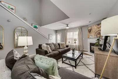 3922 Gilbert Avenue #220, Dallas, TX 75219 - Photo 3