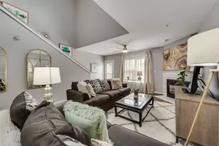 3922 Gilbert Ave, Dallas, TX 75219 - Photo 3