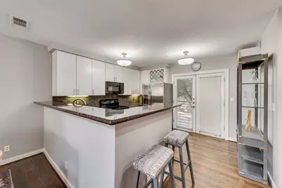 3922 Gilbert Avenue #220, Dallas, TX 75219 - Photo 5