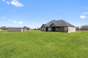 3037 Co Rd 4301, Greenville, TX 75401 - Photo 31