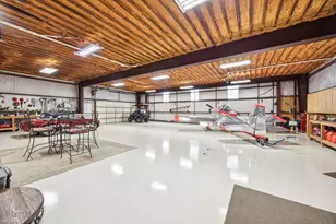 917 Aviator Dr, Fort Worth, TX 76179 - Photo 5