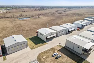 917 Aviator Dr, Fort Worth, TX 76179 - Photo 31