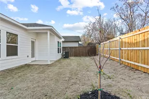 4827 Baldwin St, Dallas, TX 75210 - Photo 19