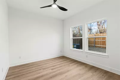 4827 Baldwin Street, Dallas, TX 75210 - Photo 17