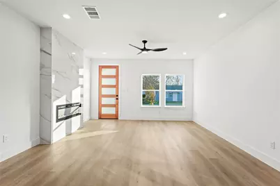 4827 Baldwin Street, Dallas, TX 75210 - Photo 9