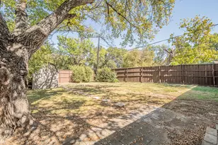 3031 Woodwind Ln, Dallas, TX 75229 - Photo 27