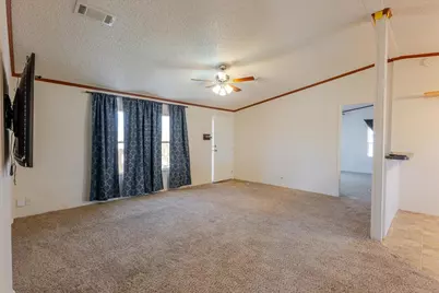 5903 Hunterwood Drive, Granbury, TX 76048 - Photo 3