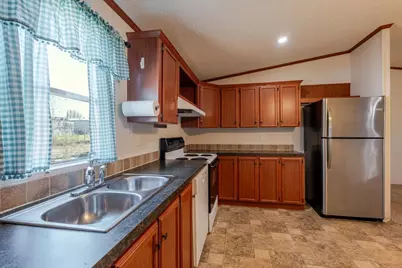 5903 Hunterwood Drive, Granbury, TX 76048 - Photo 5