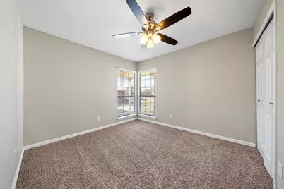 4221 Iola Avenue, The Colony, TX 75056 - Photo 9