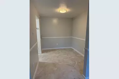 3150 Cliff Creek Crossing Drive, Dallas, TX 75237 - Photo 5