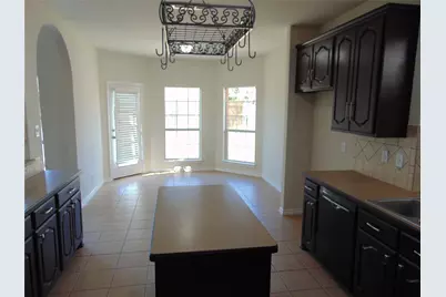 1823 Wildwood Lane, Glenn Heights, TX 75154 - Photo 5