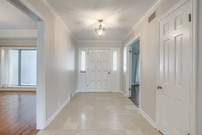 2400 Winton Terrace W, Fort Worth, TX 76109 - Photo 3