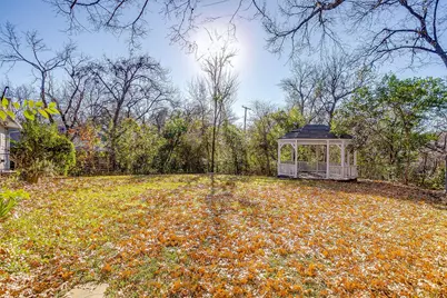 2400 Winton Terrace W, Fort Worth, TX 76109 - Photo 37