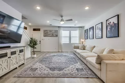 552 Brook View Drive, Van Alstyne, TX 75495 - Photo 5