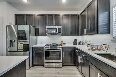 552 Brook View Drive, Van Alstyne, TX 75495 - Photo 17