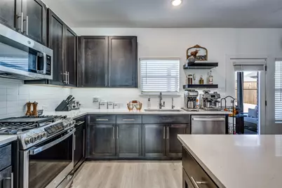 552 Brook View Drive, Van Alstyne, TX 75495 - Photo 15