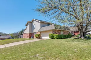 3012 Softwind Trail, Fort Worth, TX 76116 - Photo 3