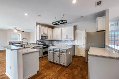 3708 Muirfield Drive, Carrollton, TX 75007 - Photo 11