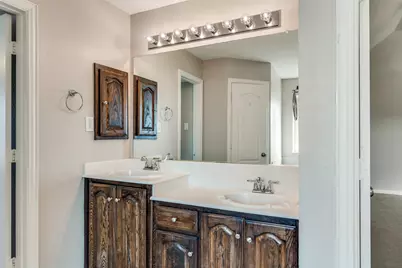 3708 Muirfield Drive, Carrollton, TX 75007 - Photo 31