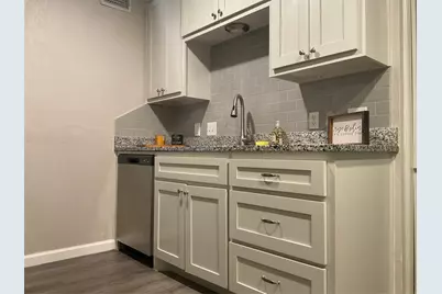 1214 Baylor Avenue #105, Waco, TX 76706 - Photo 5