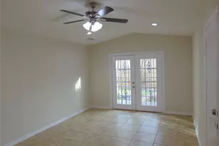 9914 Cedar Mountain Cir, Dallas, TX 75217 - Photo 11