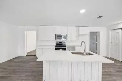 3847 Stalcup Road, Fort Worth, TX 76119 - Photo 11