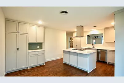 9762 Twin Creek Drive, Dallas, TX 75228 - Photo 9