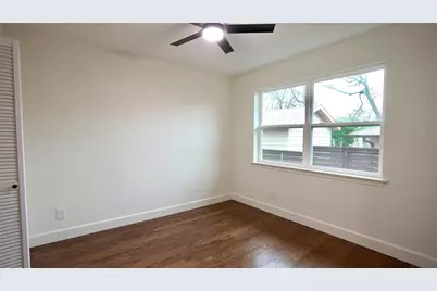 9762 Twin Creek Drive, Dallas, TX 75228 - Photo 17