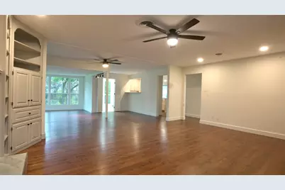 9762 Twin Creek Drive, Dallas, TX 75228 - Photo 5