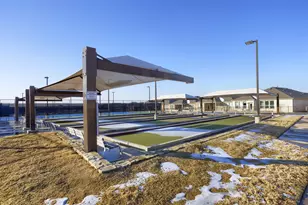 944 Memorial Dr, Aubrey, TX 76227 - Photo 29