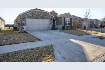 944 Memorial Drive, Little Elm, TX 76227 - Photo 33