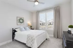 944 Memorial Dr, Little Elm, TX 76227 - Photo 9