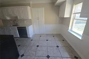 2429 Salmon, Irving, TX 75062 - Photo 15