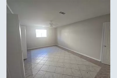 2429 Salmon, Irving, TX 75062 - Photo 17