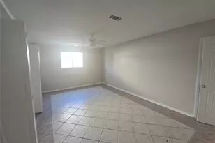 2429 Salmon, Irving, TX 75062 - Photo 17