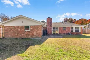 1913 Yucca Trail, Hurst, TX 76054 - Photo 17