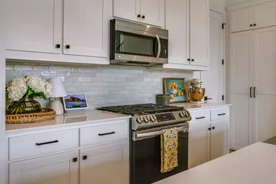 6039 Lewis Street, Dallas, TX 75206 - Photo 3