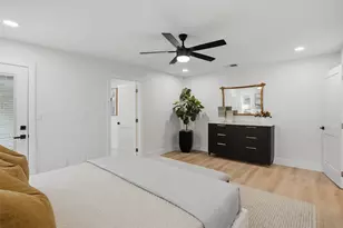 7728 Lemmonwood Dr, Dallas, TX 75231 - Photo 23